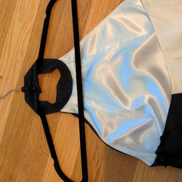 Bebe Dress - Picture 5 of 5